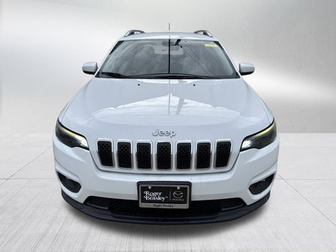 Used 2019 Jeep Cherokee Latitude w/ Popular Appearance Group image 2