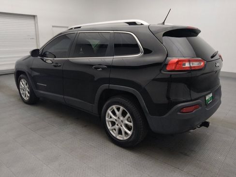 Used 2018 Jeep Cherokee Latitude image 3