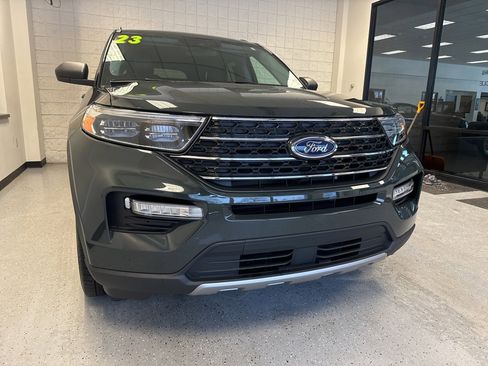 Certified 2023 Ford Explorer XLT w/ Equipment Group 202A image 31