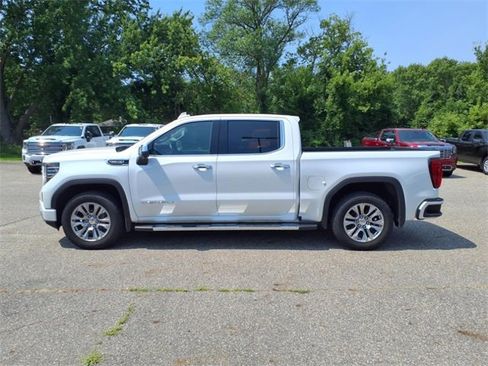 Used 2022 GMC Sierra 1500 Denali image 7