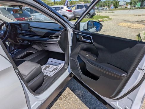 Used 2022 Mitsubishi Outlander ES AWD/4WD image 42