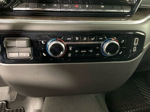 Used 2026 GMC Sierra 1500 Elevation image 28