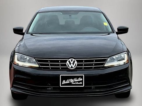 Used 2018 Volkswagen Jetta S w/ Cold Weather Package FWD image 2