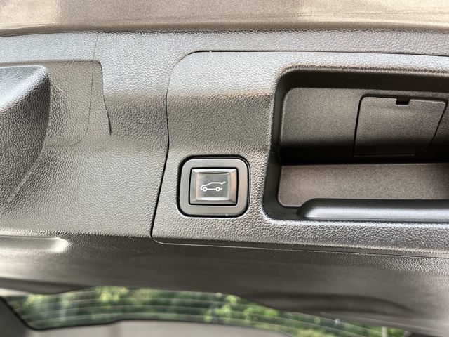 Used 2019 GMC Acadia SLE w/ LPO, Floor Liner Package AWD/4WD image 23