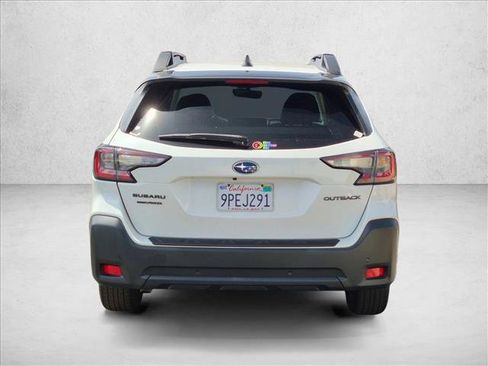 Used 2024 Subaru Outback Onyx Edition AWD/4WD image 4