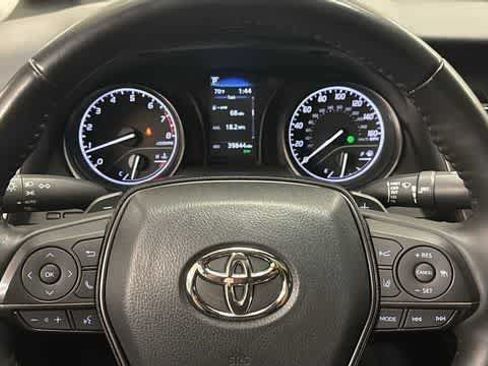 Used 2023 Toyota Camry SE w/ Cold Weather Package FWD image 16