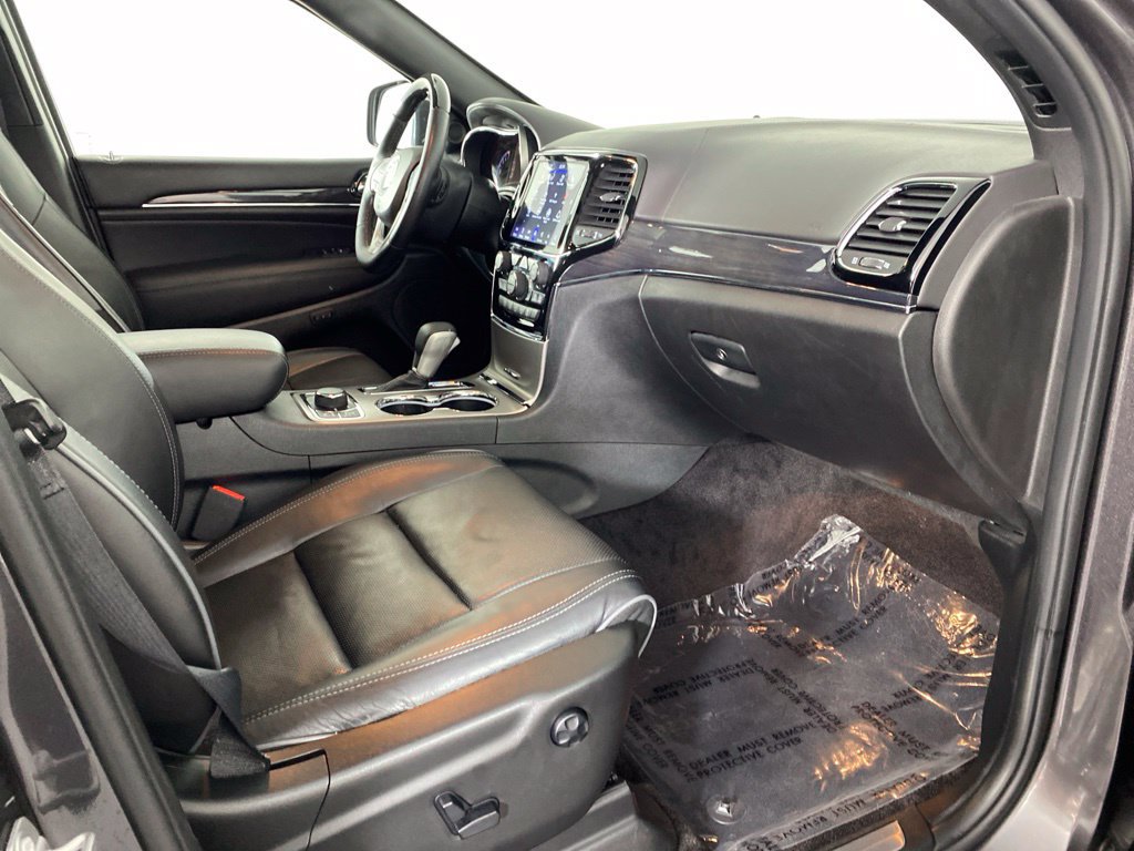Used 2019 Jeep Grand Cherokee Overland AWD/4WD image 33