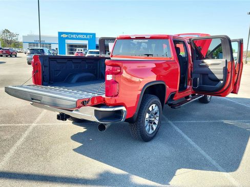 New 2026 Chevrolet Silverado 2500 LT image 6