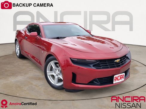 Used 2021 Chevrolet Camaro LT RWD image 1