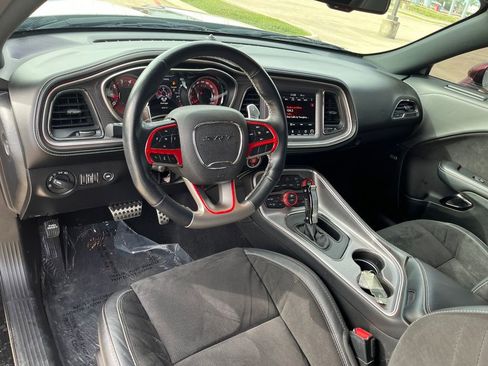 Used 2022 Dodge Challenger SRT Hellcat w/ Plus Package image 15