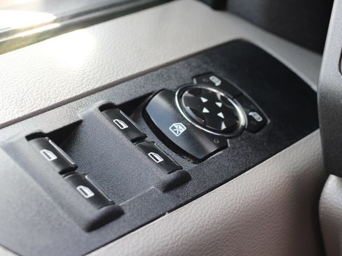 Used 2019 Ford F250 XL w/ Power Equipment Group AWD/4WD image 19