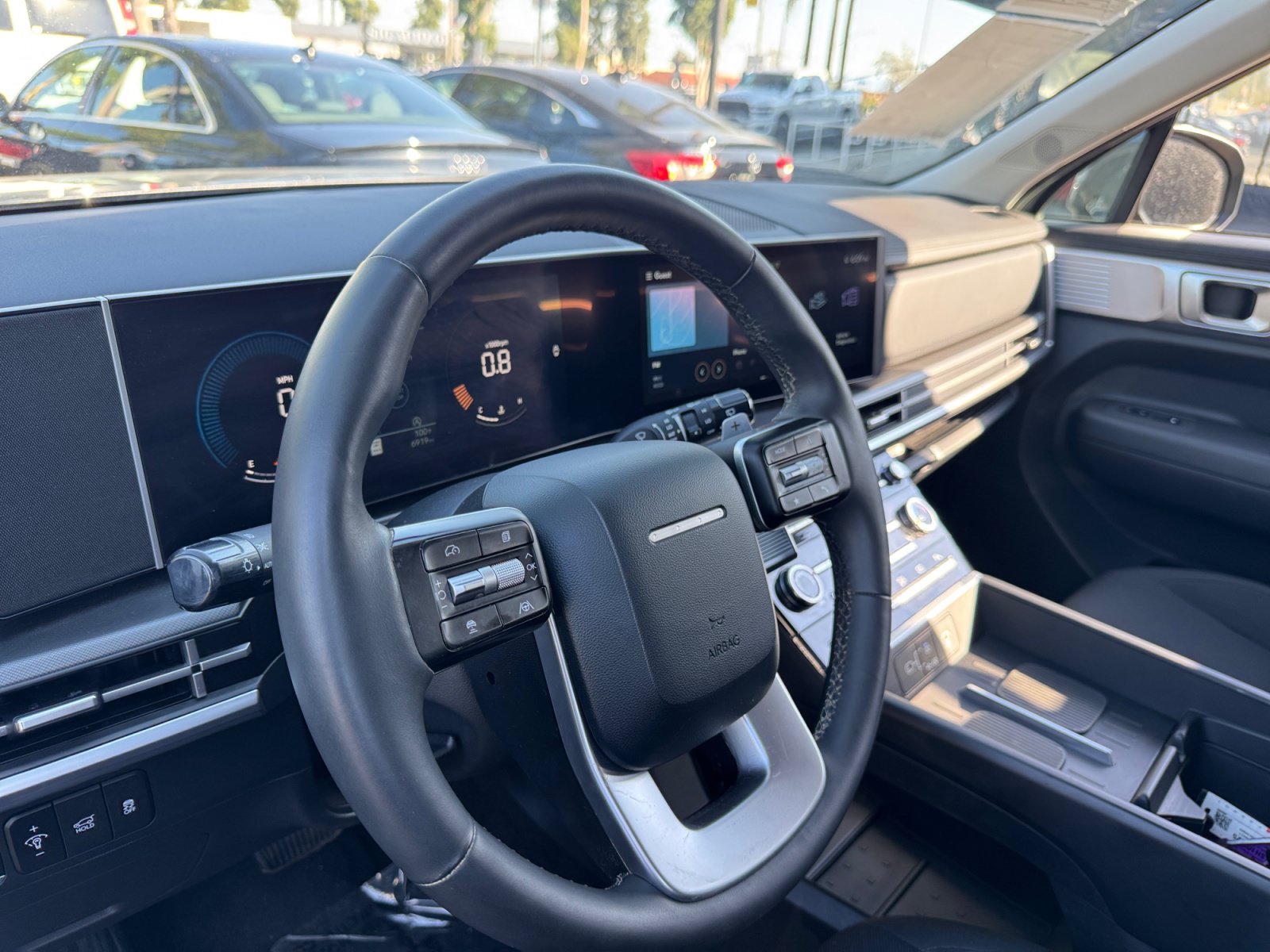 Used 2025 Hyundai Santa Fe SE FWD image 23