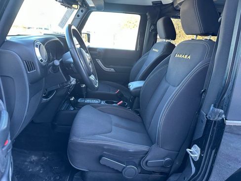Used 2013 Jeep Wrangler Sahara w/ Connectivity Group image 13