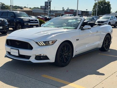 Used 2016 Ford Mustang GT Premium w/ Equipment Group 401A RWD image 8
