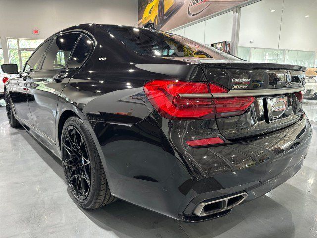 Used 2019 BMW M760i xDrive w/ Luxury Rear Seating Package AWD/4WD image 33