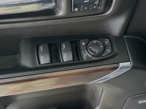 Used 2022 GMC Sierra 1500 SLT w/ SLT Premium Plus Package image 19