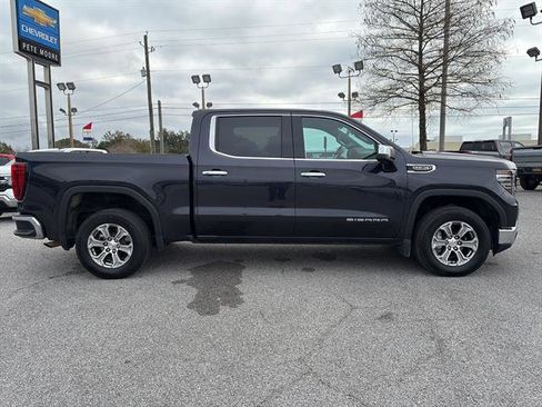 Used 2024 GMC Sierra 1500 SLT image 8