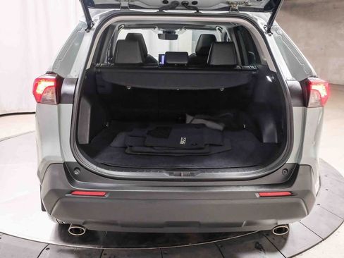 Used 2023 Toyota RAV4 XLE Premium image 27