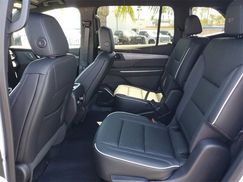 New 2026 Buick Enclave Sport Touring w/ Power Package image 8