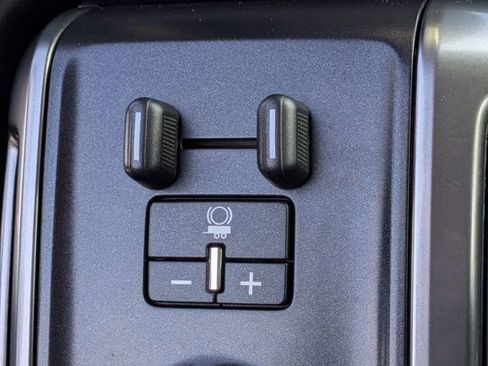 Used 2016 Chevrolet Silverado 2500 LTZ w/ Duramax Plus Package AWD/4WD image 26