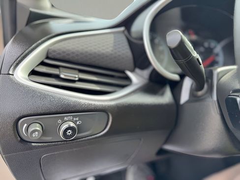 Used 2023 Chevrolet Malibu LT image 29