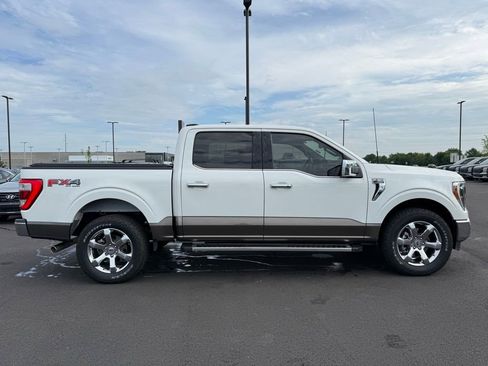 Used 2022 Ford F150 Lariat w/ Equipment Group 502A High AWD/4WD image 4