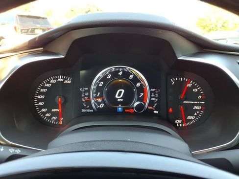 Used 2017 Chevrolet Corvette Grand Sport w/ Grand Sport Heritage Package RWD image 22