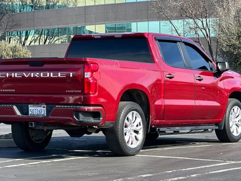 Used 2021 Chevrolet Silverado 1500 Custom image 4