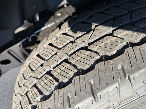 New 2025 Ford Bronco Outer Banks image 12