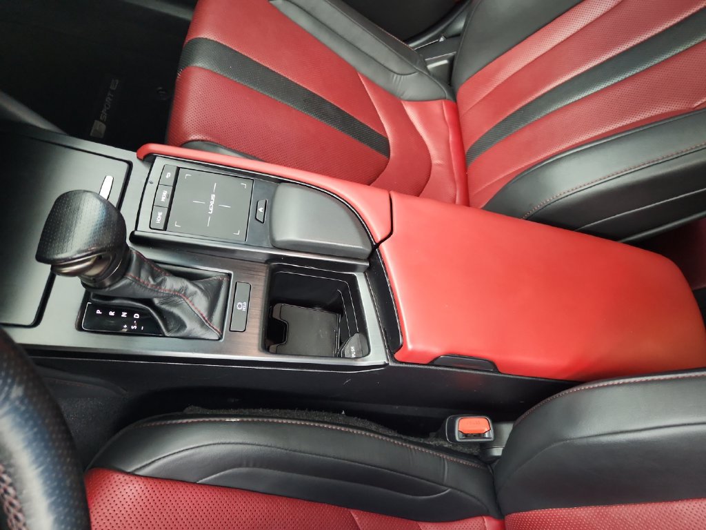 Used 2022 Lexus ES 250 F Sport w/ Accessory Package 2 AWD/4WD image 31