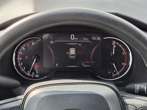 Used 2025 Toyota RAV4 XLE FWD image 16