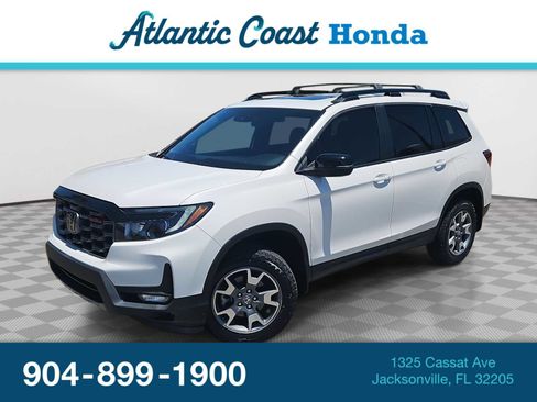 Certified 2023 Honda Passport TrailSport image 1