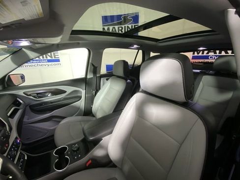 Certified 2024 GMC Terrain SLT w/ Infotainment Package II image 24