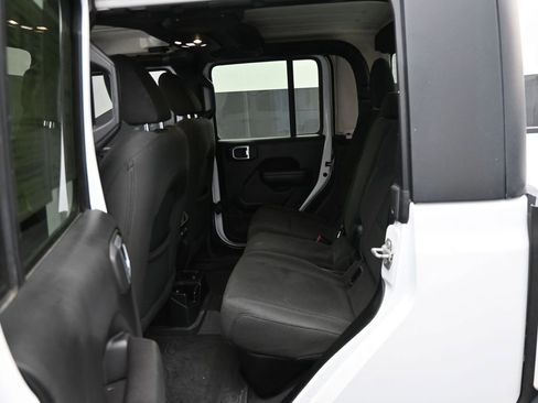 Used 2020 Jeep Gladiator Sport w/ Quick Order Package 24S image 26