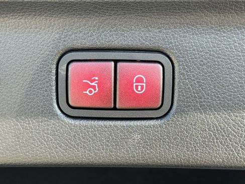 Used 2024 Mercedes-Benz S 580 4MATIC Sedan image 14