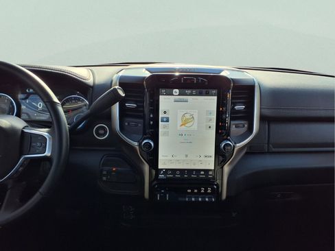 Used 2024 RAM 2500 Laramie image 15