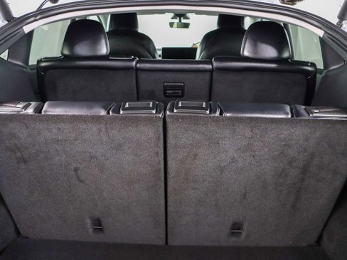 Used 2021 Tesla Model Y Long Range image 31