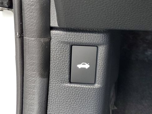New 2026 Honda Accord LX image 23