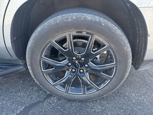 Used 2025 Chevrolet Tahoe RST w/ RST Capability Package image 8