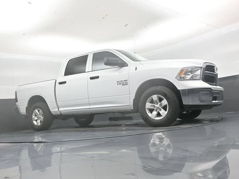 Used 2023 RAM 1500 Classic SLT w/ Electronics Group AWD/4WD image 39
