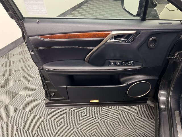 Used 2019 Lexus RX 350L FWD image 9