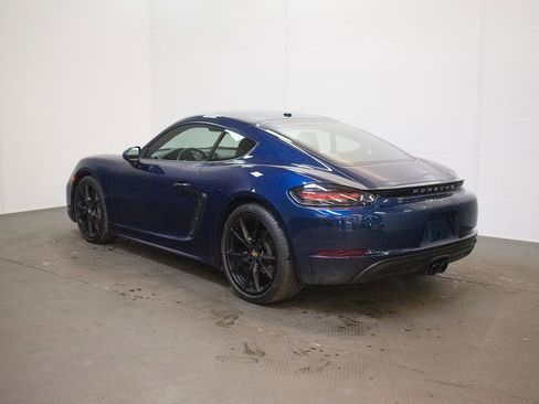 Certified 2025 Porsche 718 Cayman RWD image 3