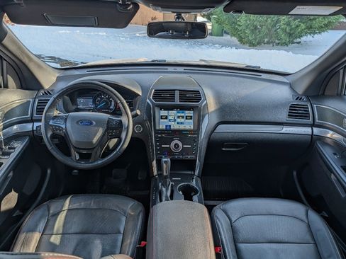 Used 2017 Ford Explorer Sport w/ Equipment Group 401A image 29