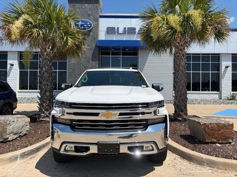 Used 2021 Chevrolet Silverado 1500 LTZ AWD/4WD image 2