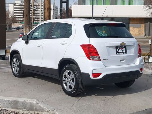 Used 2017 Chevrolet Trax LS image 7