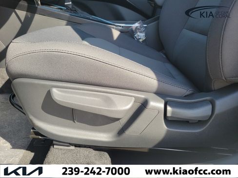 New 2026 Kia Niro LX FWD image 26