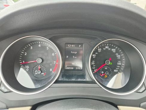 Used 2017 Volkswagen Jetta SE FWD image 21