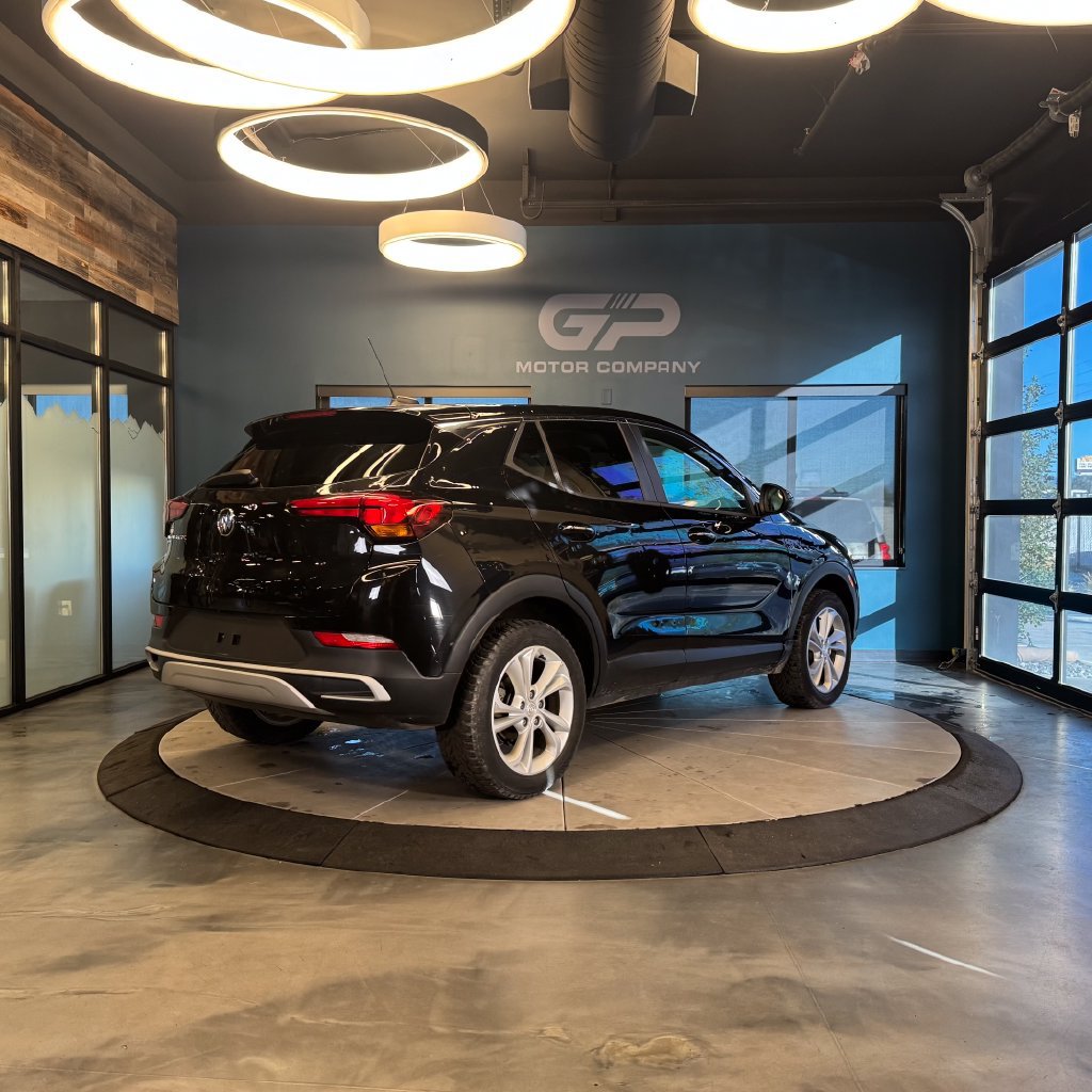Used 2020 Buick Encore GX Preferred w/ Cold Weather Comfort Package AWD/4WD image 3