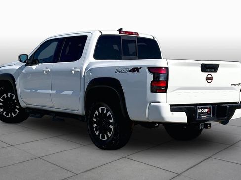 Used 2022 Nissan Frontier PRO-4X w/ Technology Package AWD/4WD image 12