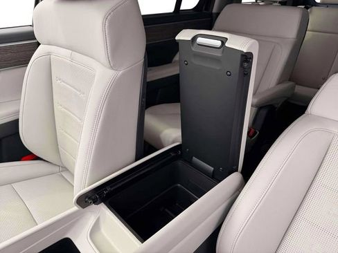 New 2026 Hyundai Santa Fe Limited AWD/4WD image 18